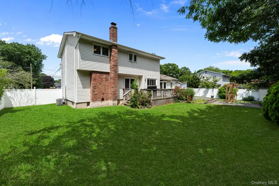 25 Harvey Lane, Ronkonkoma, NY 11779 - #2