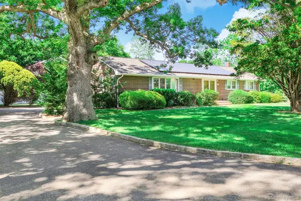 47 Oak Road, East Patchogue, NY 11772