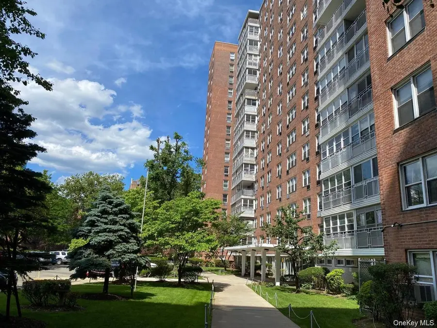 4310 Kissena Boulevard #2B, Flushing, NY 11355 - #2