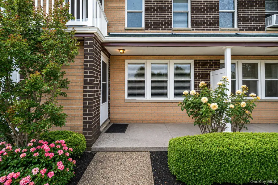 312 Artist Lake Drive #312, Middle Island, NY 11953 - #2