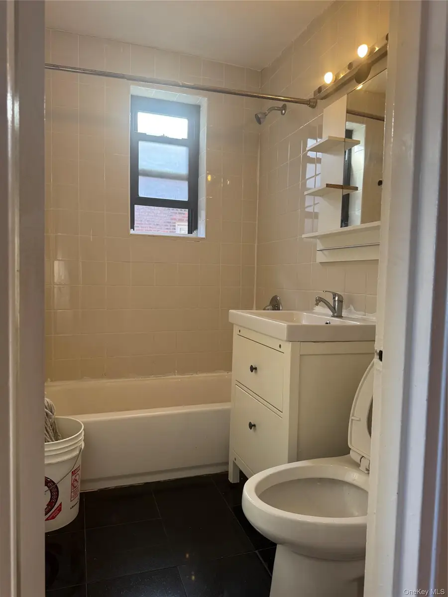 14336 Barclay Avenue #5H, Flushing, NY 11355 - #3
