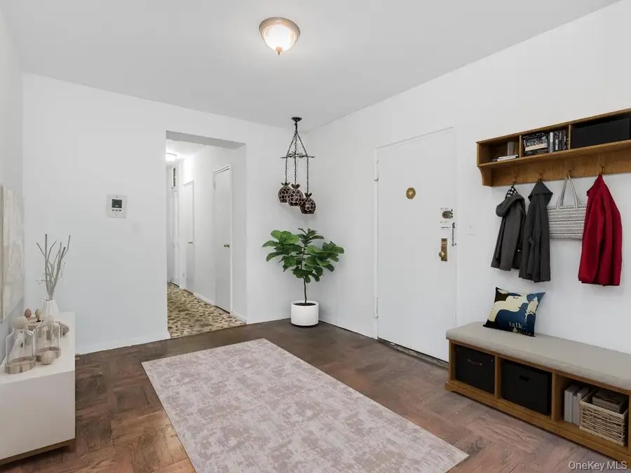 2711 Henry Hudson Parkway #6D, Bronx, NY 10463 - #3