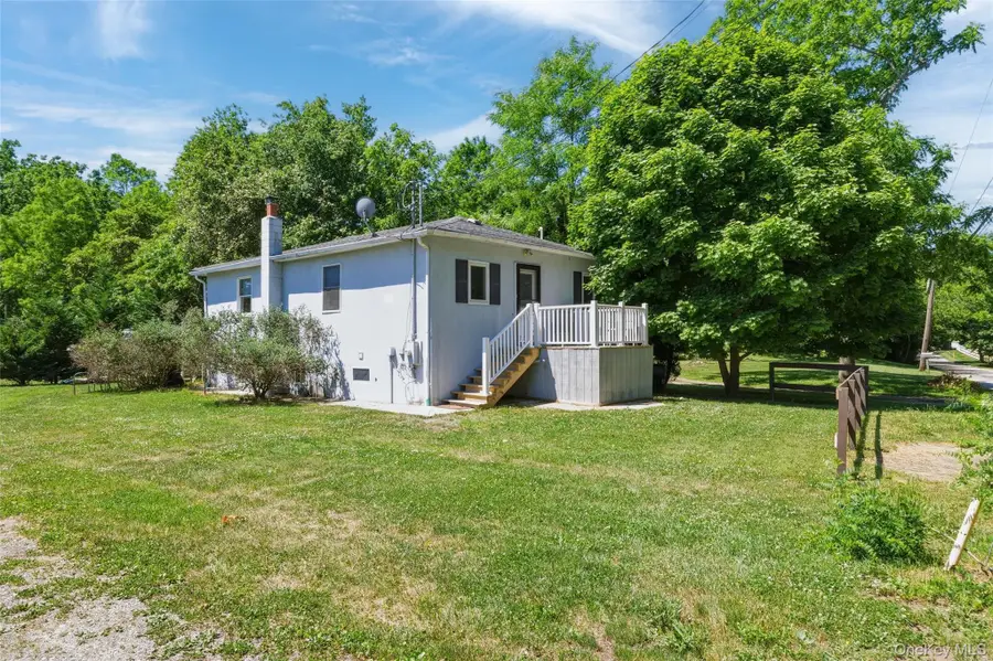 2 North Street, Manorville, NY 11949 - #2