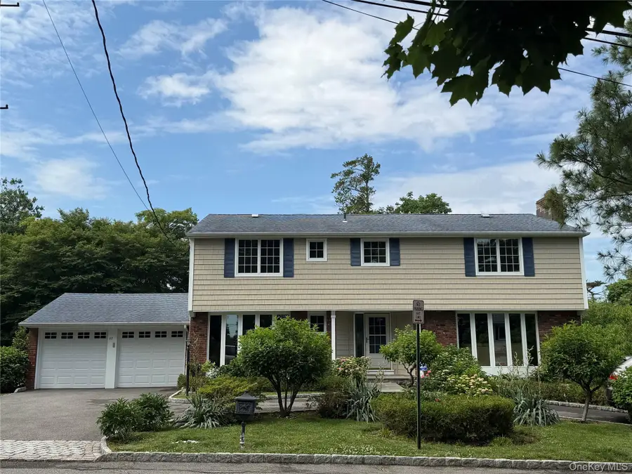 22 Potters Lane, New Rochelle, NY 10805 - #2