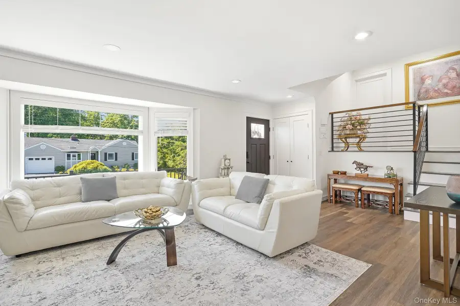 2 Lambert Road, White Plains, NY 10605 - #2