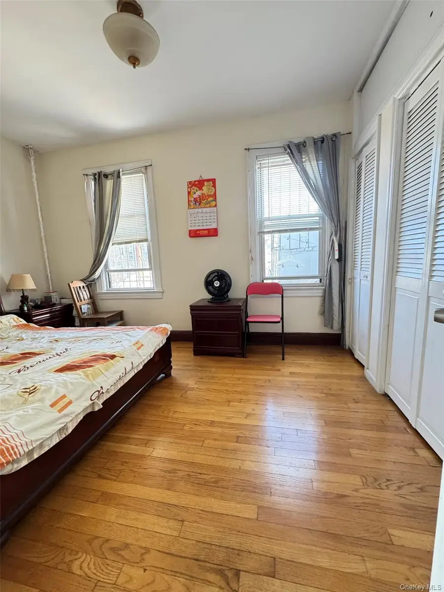41-30 Warren Street, Elmhurst, NY 11373 - #3