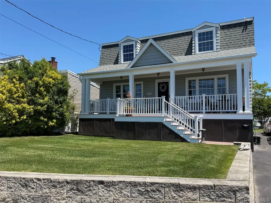 30 Namkee Lane, Blue Point, NY 11715 - #3
