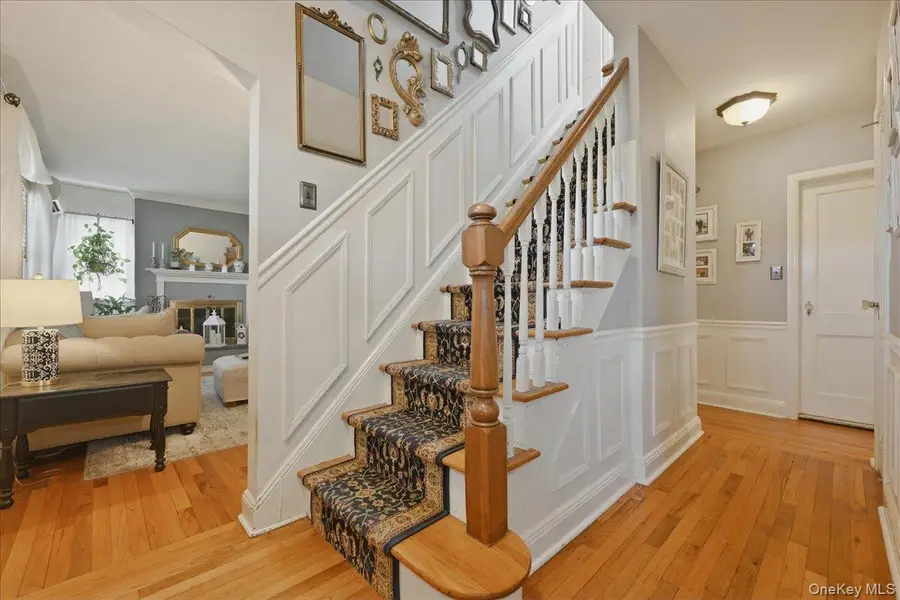 656 5th Avenue, New Hyde Park, NY 11040 - #3