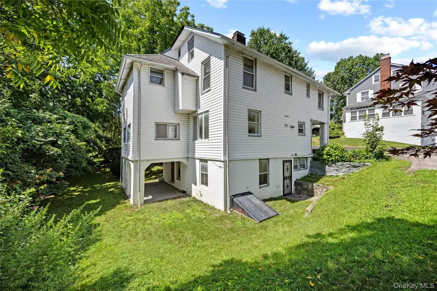 17 Midland Avenue, White Plains, NY 10606 - #2