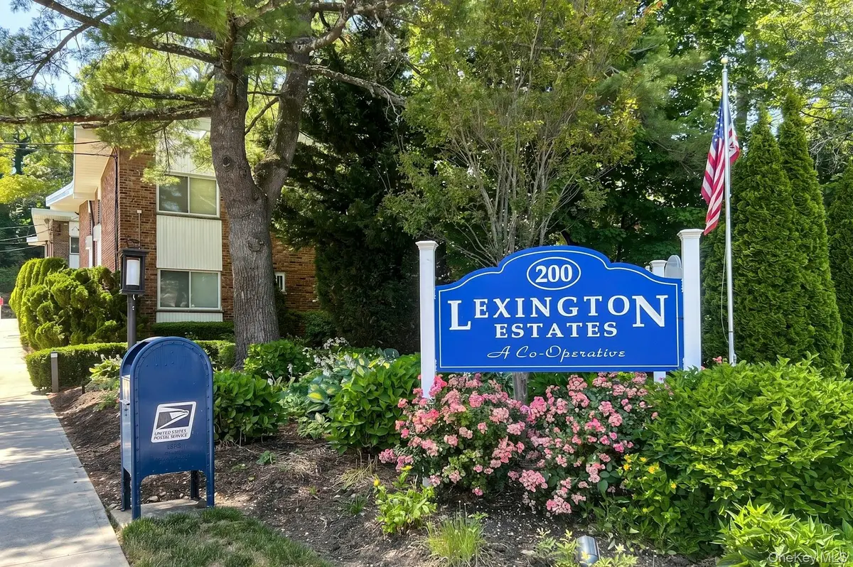 200 Lexington Avenue #8B, Oyster Bay, NY 11771 - #1