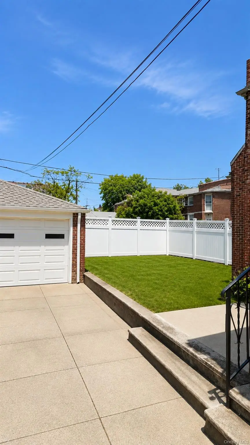 137-53 71st Avenue, Flushing, NY 11367 - #3