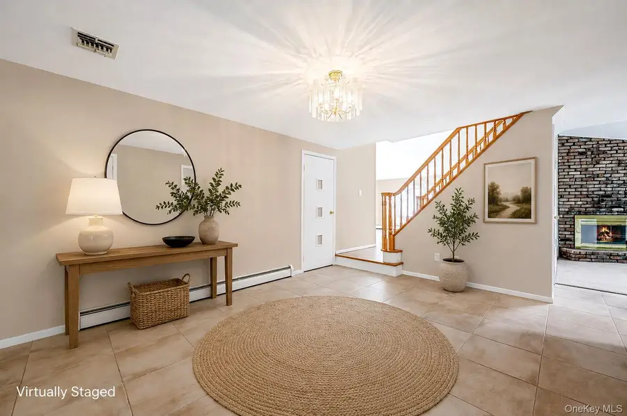 2 Barry Lane, Mount Sinai, NY 11766 - #3