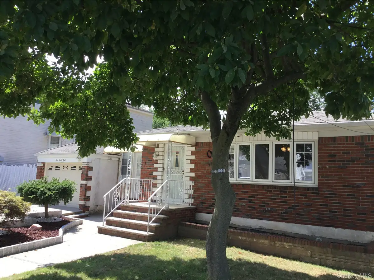 198 Clermont Pl, Staten Island, NY 10314 - #1