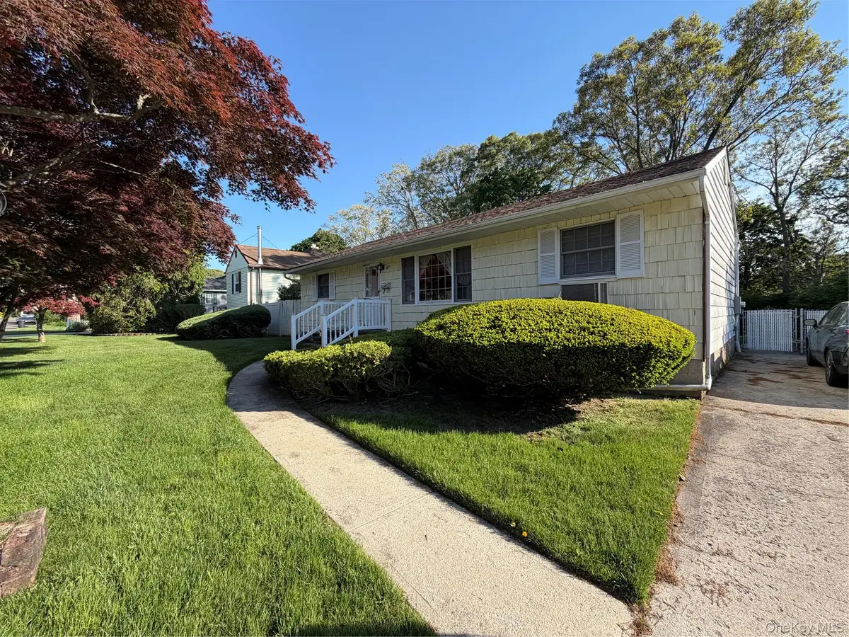 22 Berry Lane, Centereach, NY 11720 - #1