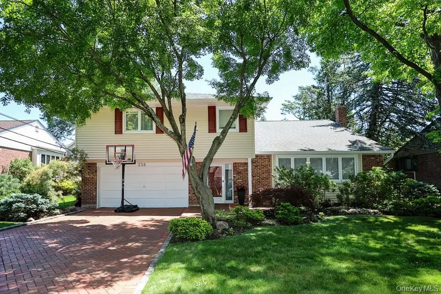 238 Birch Drive, Roslyn, NY 11576 - #2