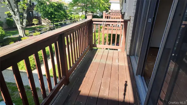 80 Sneden Place #80, Spring Valley, NY 10977