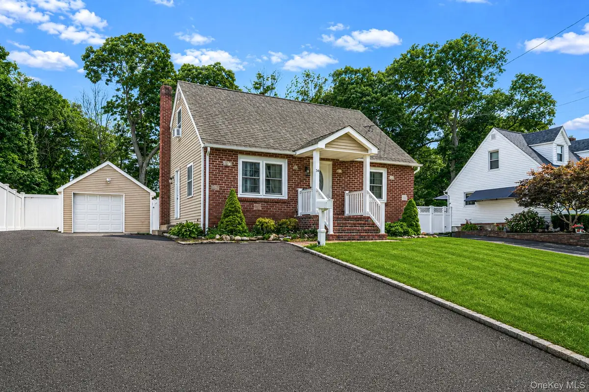 34 Weichers Street, Ronkonkoma, NY 11779 - #1