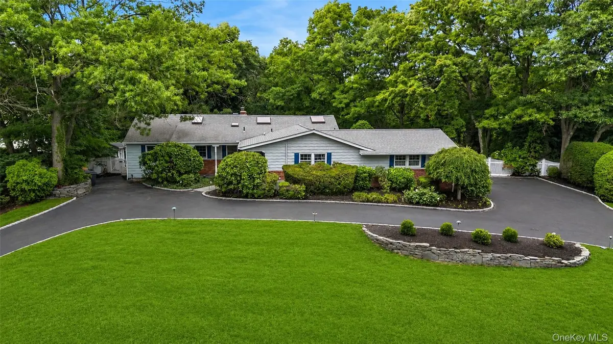 15 Veronica Court, Smithtown, NY 11787 - #1