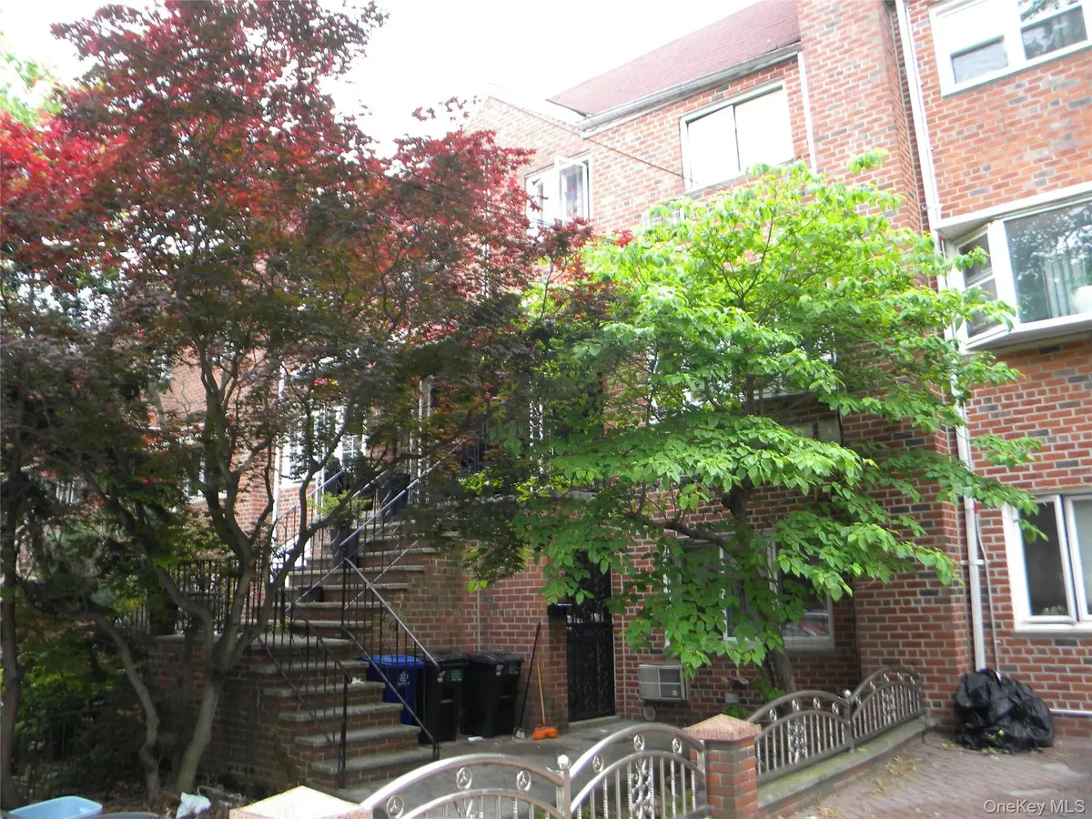 718 E 80th Street, Brooklyn, NY 11236 - #1