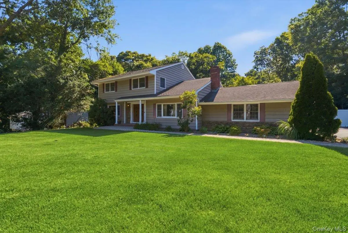 6 Redwood Drive, Dix Hills, NY 11746 - #1