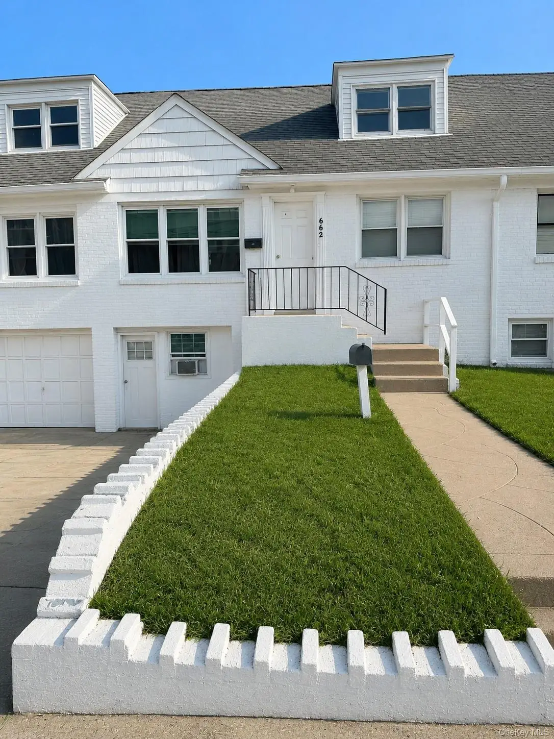 662 W Broadway, Long Beach, NY 11561 - #1
