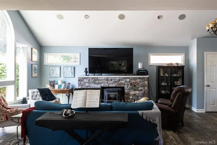 116 6th Street, Saint James, NY 11780 - #3