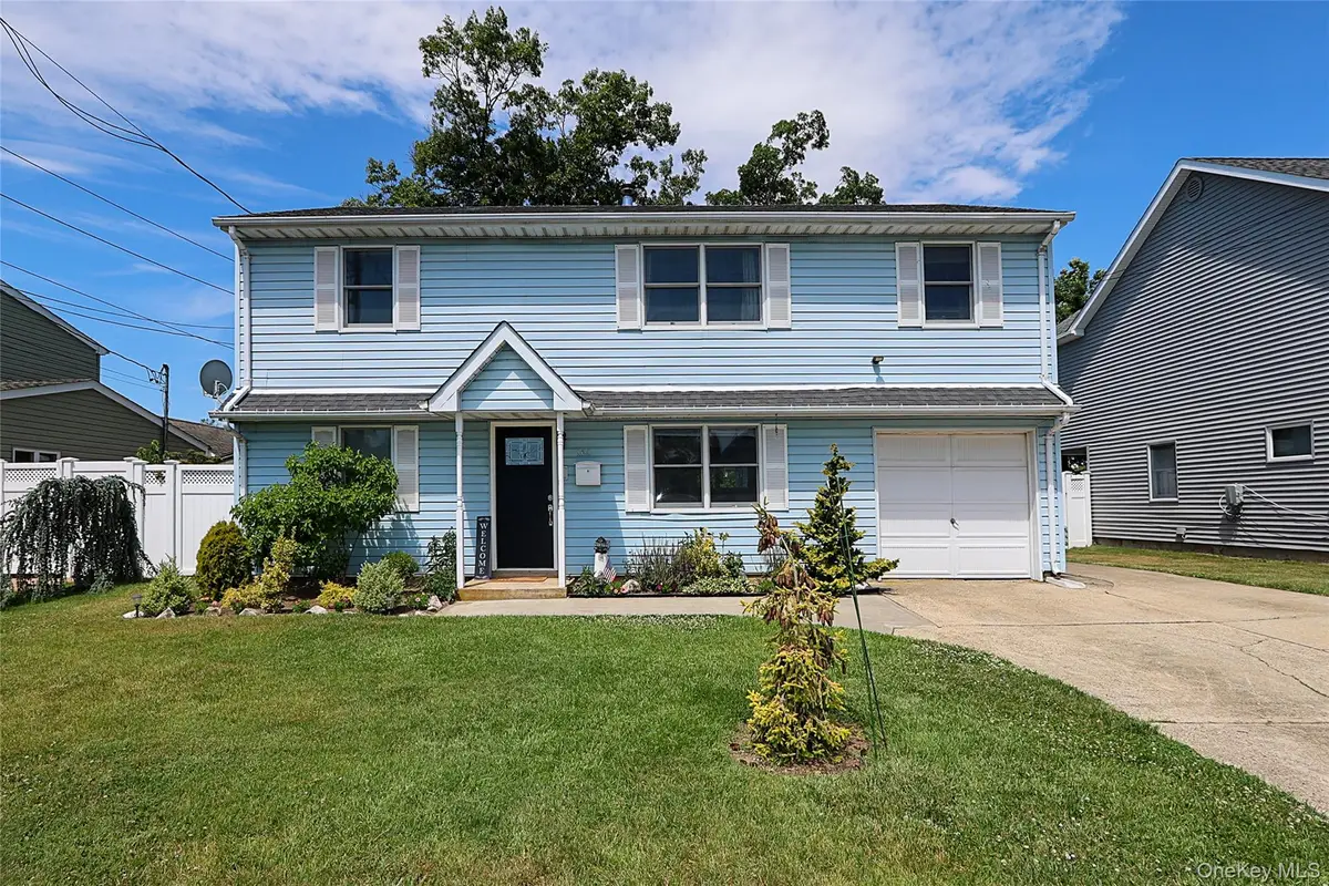 161 Arlyn Drive W, Massapequa, NY 11758 - #1