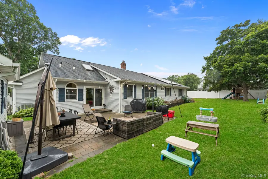 821 Peconic Street, Ronkonkoma, NY 11779 - #3