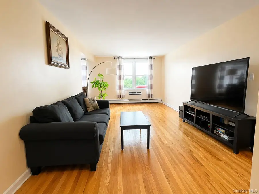 15105 Cross Island Parkway #2C, Whitestone, NY 11357 - #2