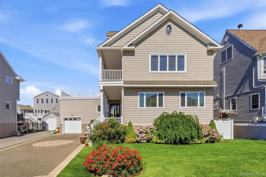 458 Little East Neck Road S, Babylon, NY 11702 - #2