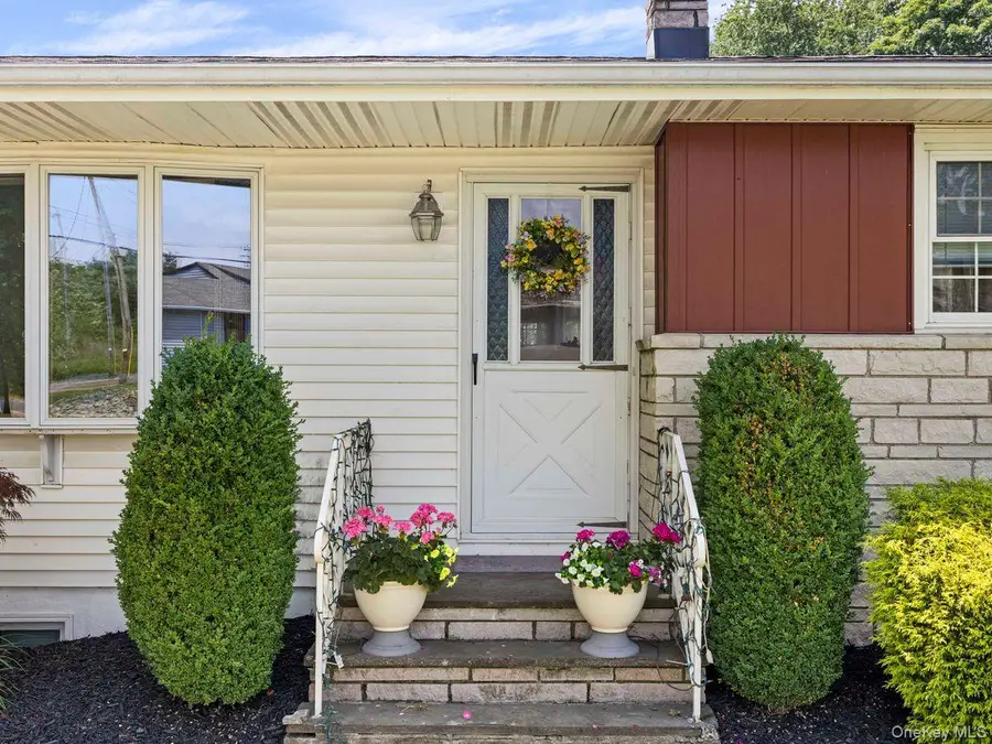 105 S Chapel Hill Road, Highland, NY 12528 - #3