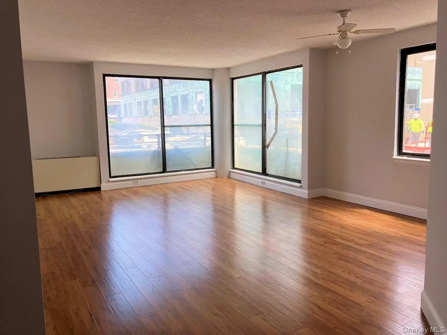 10 Cottage Place #2E, White Plains, NY 10601 - #2