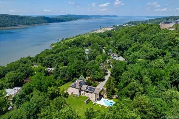 150 Pinecrest Drive, Hastings-on-Hudson, NY 10706