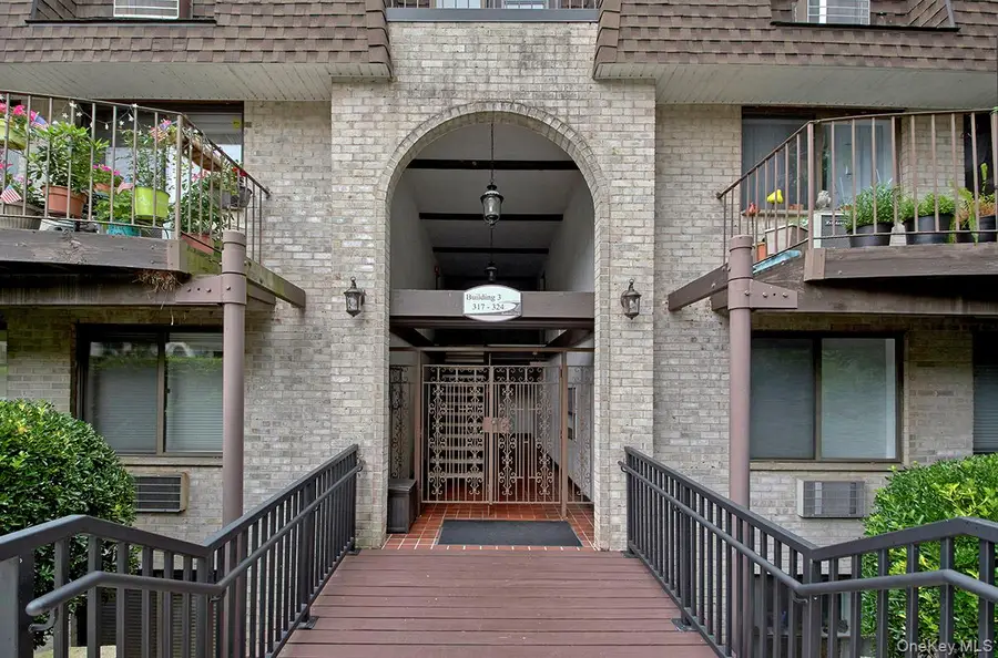317 Kemey Cove #317, Briarcliff Manor, NY 10510 - #2