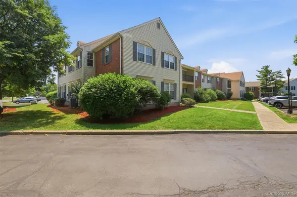 33 Moore Lane #15, Washingtonville, NY 10992