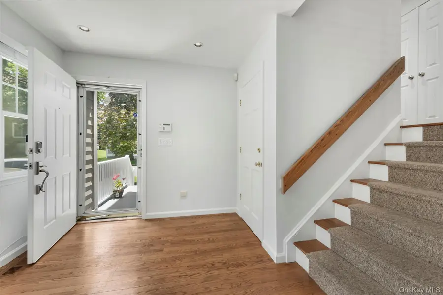 21 Brookridge Court, Rye Brook, NY 10573 - #3