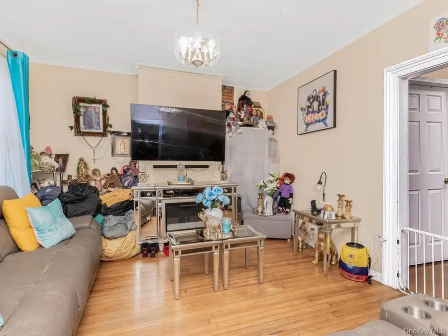 18 Porach Street, Yonkers, NY 10701 - #3