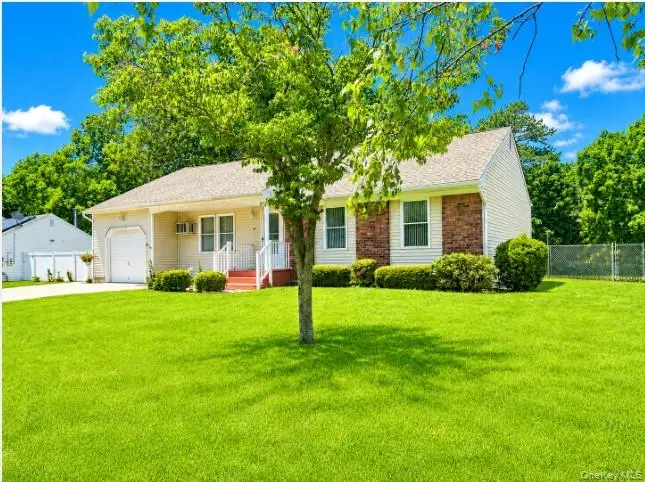 58 Glenmere Lane, Coram, NY 11727 - #1