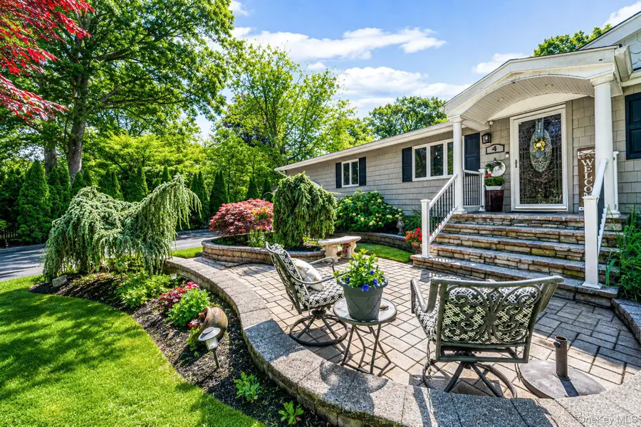 4 Cabin Lane, East Setauket, NY 11733 - #3