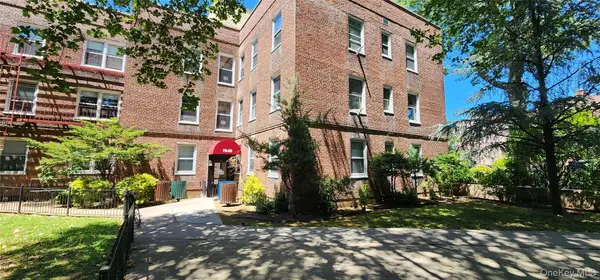 78-06 Main Street #2L, Flushing, NY 11367