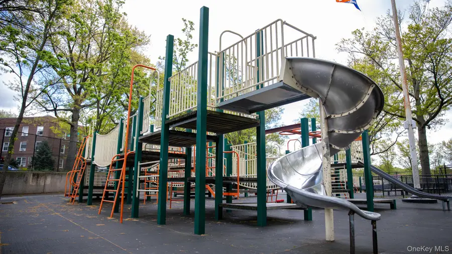 78-06 Main Street #2L, Flushing, NY 11367 - #2