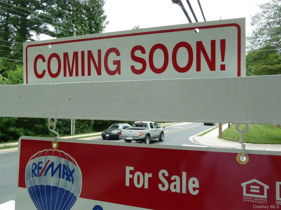 194-04 56th Avenue, Fresh Meadows, NY 11365 - #2