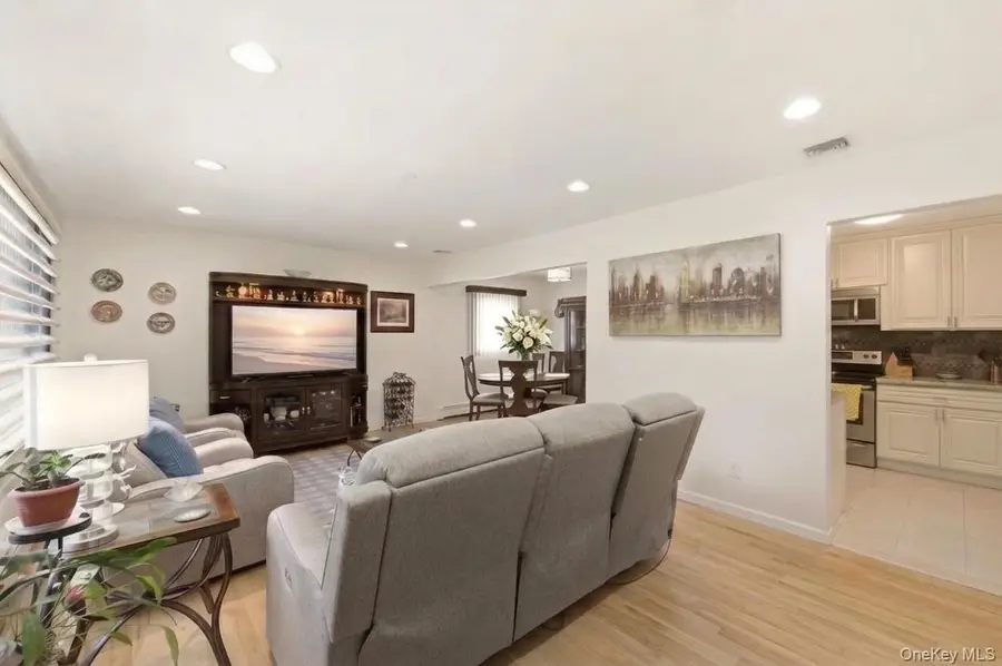 10 S Merrick Road, Massapequa, NY 11758 - #3