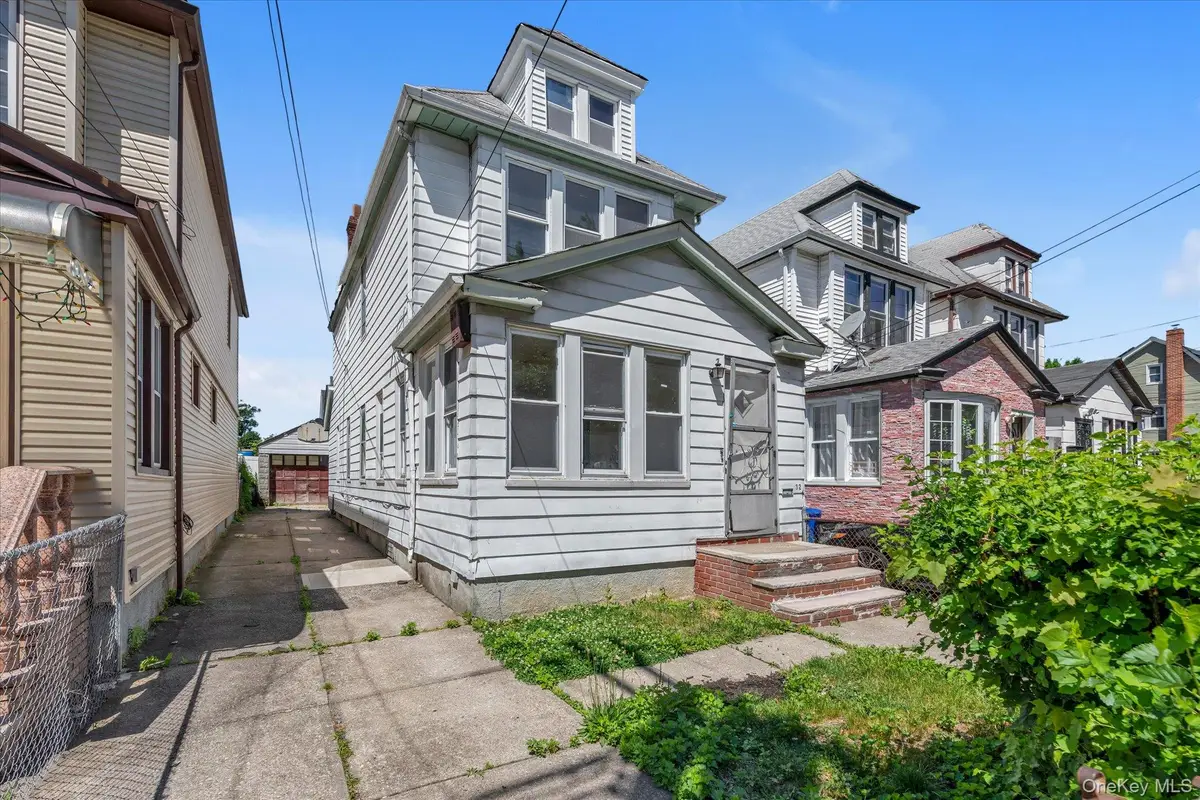 11232 196th Street, Saint Albans, NY 11412 - #1