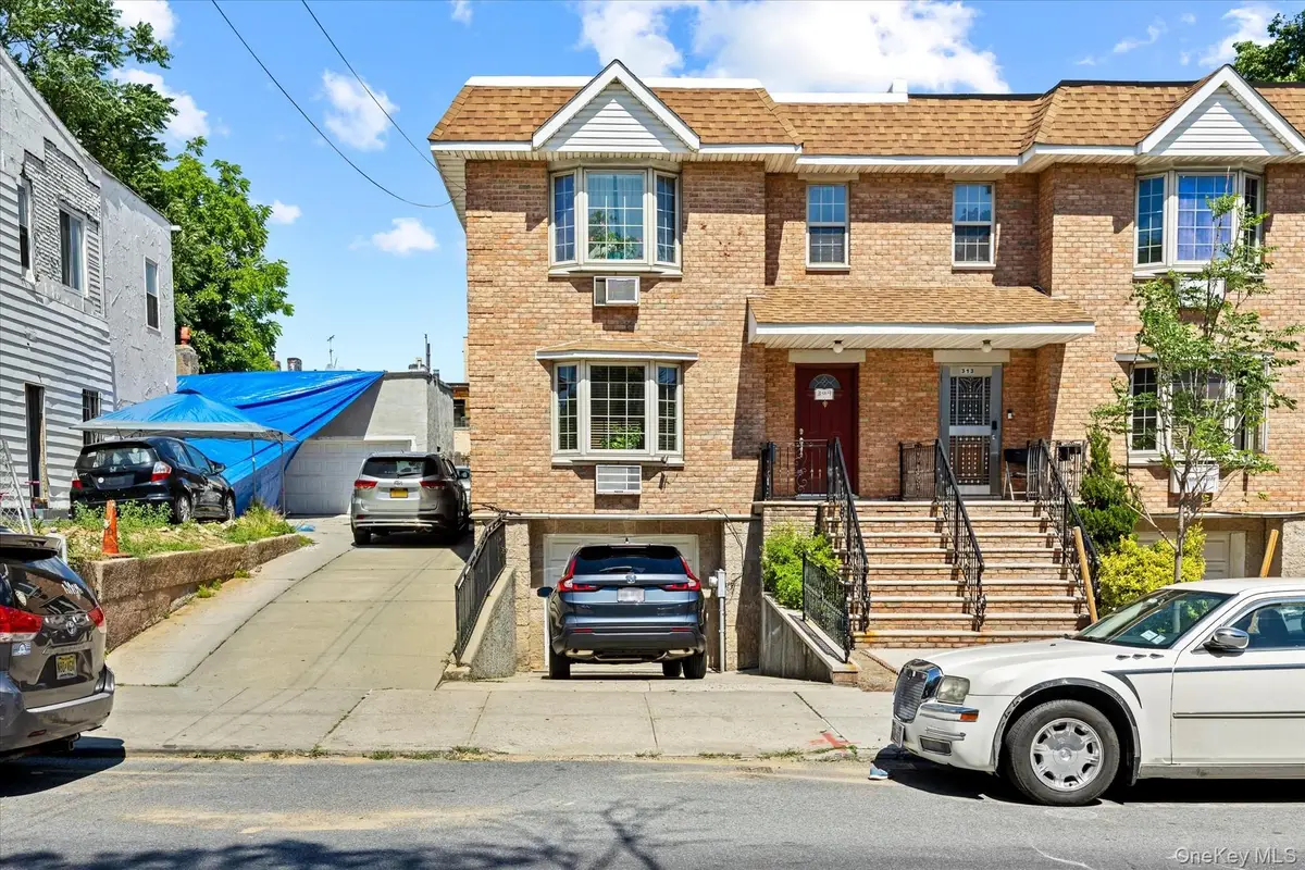 309 Logan Street, Brooklyn, NY 11208 - #1