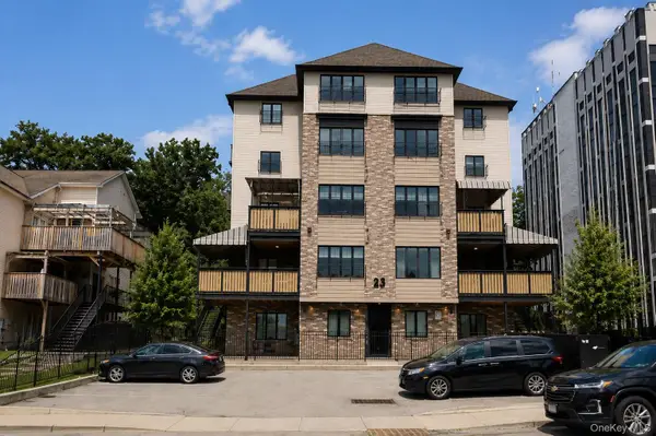 23 Chevron Road #302, Monroe, NY 10950