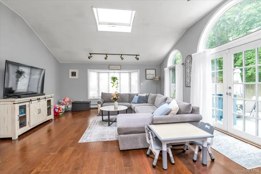 47 Lebkamp Avenue, Huntington, NY 11743 - #3