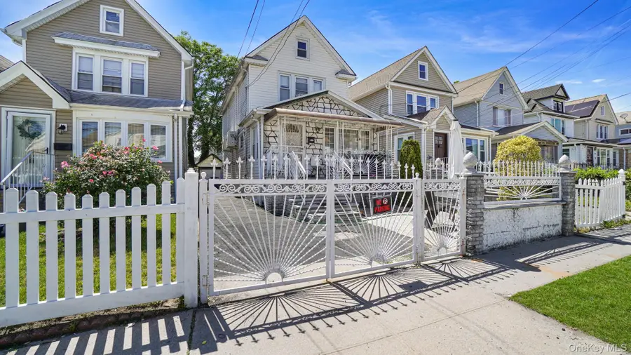 11736 196th Street, Saint Albans, NY 11412 - #2