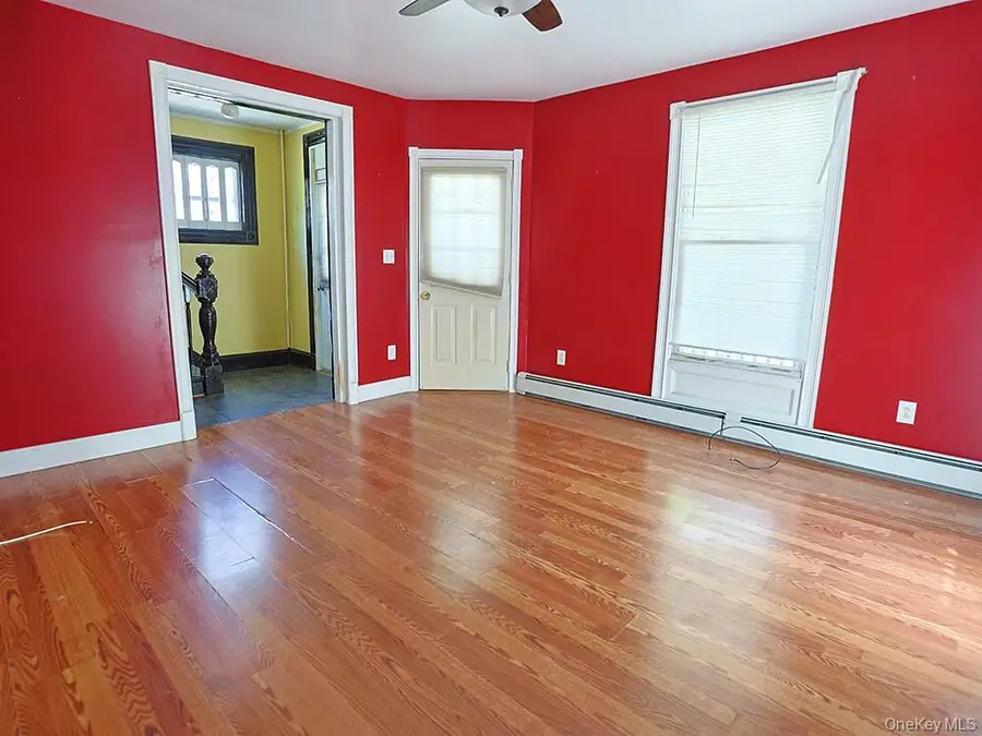 4 Lincoln Street, Middletown, NY 10940 - #3
