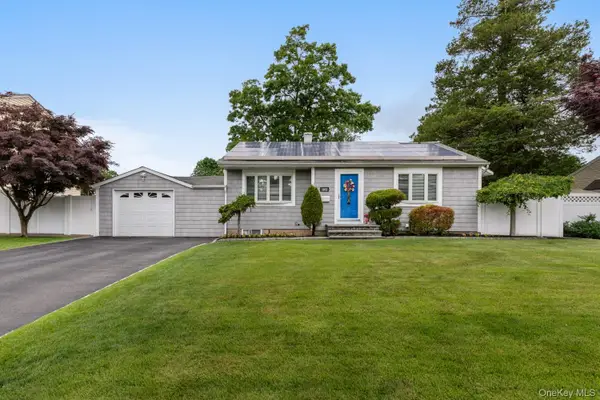 1032 Thompson Drive, Bay Shore, NY 11706